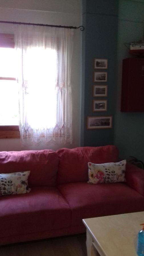 Iliolithos Rooms Kardhamili Exteriör bild